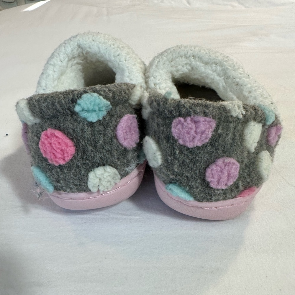 Cute girls’ slippers - Picture 2 of 5